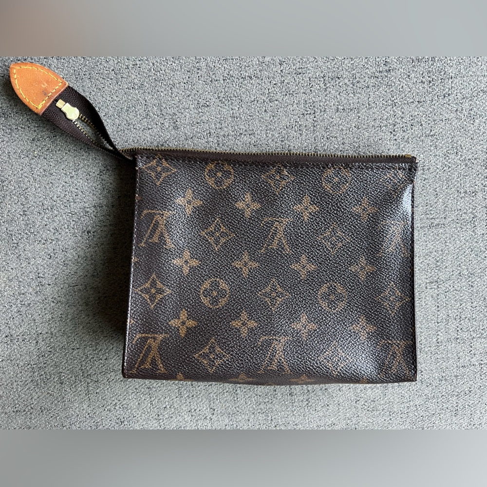 Louis Vuitton Dark Brown Monogram Toiletry Bag - Picture 3 of 11